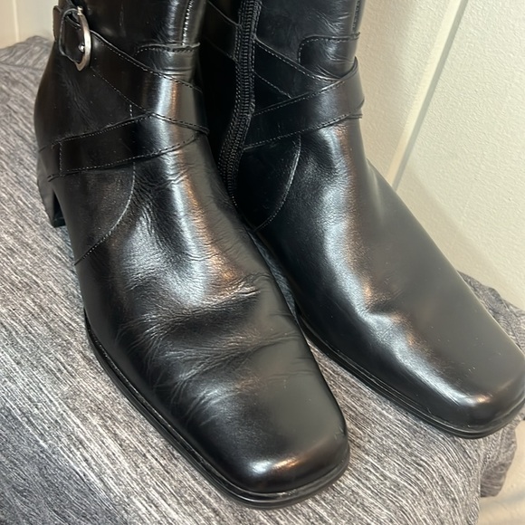 Etienne Aigner Klark Black REAL Leather Boots size 9 - Picture 3 of 14